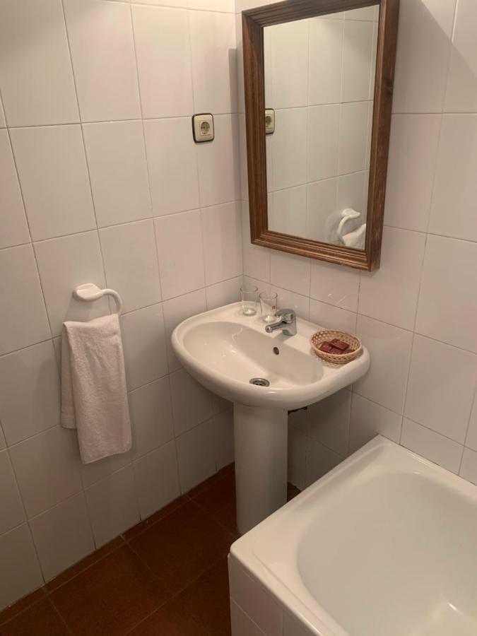 Hotel Restaurante Rio Cuervo Vega del Cadorno Eksteriør bilde