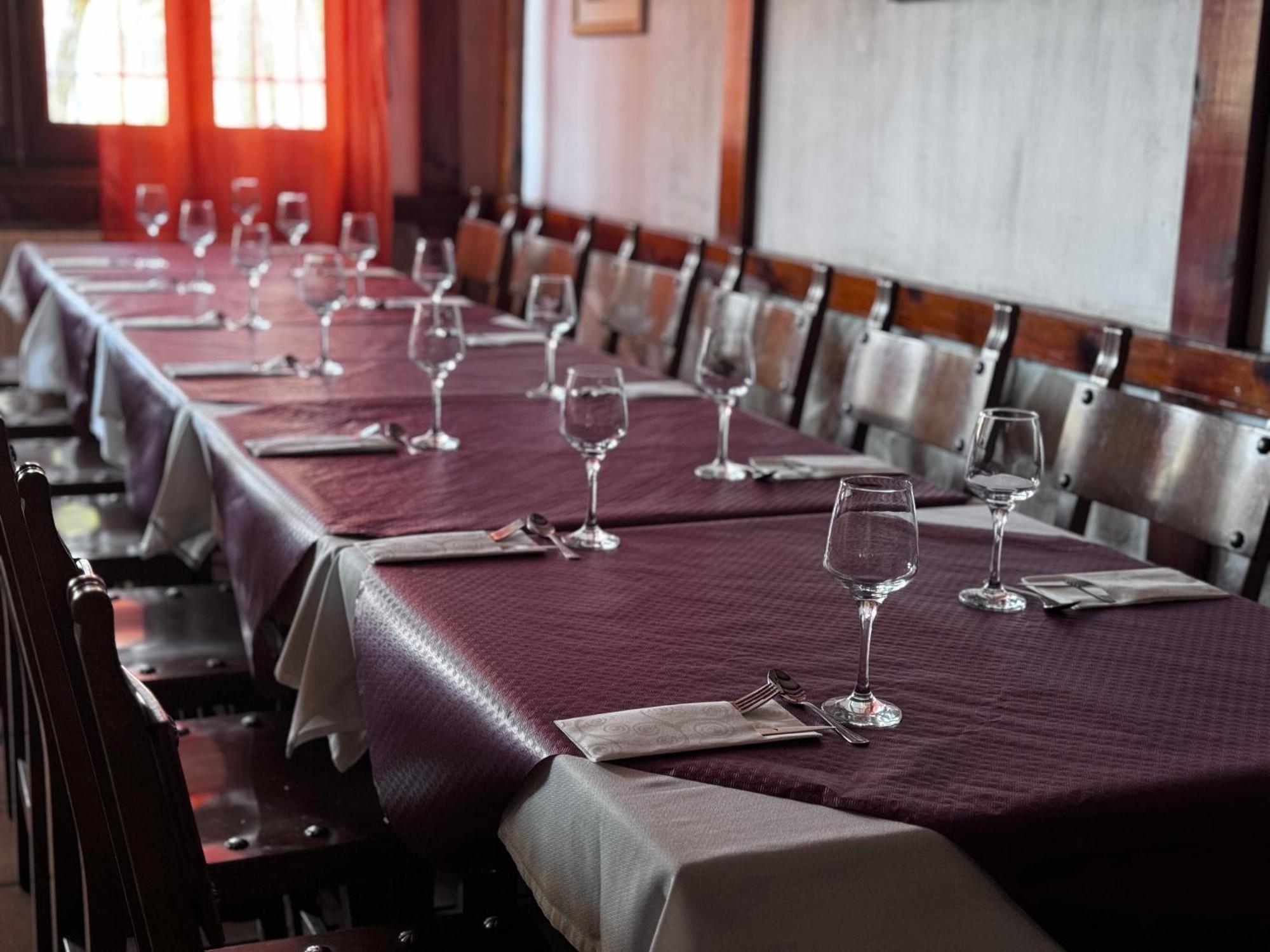 Hotel Restaurante Rio Cuervo Vega del Cadorno Eksteriør bilde