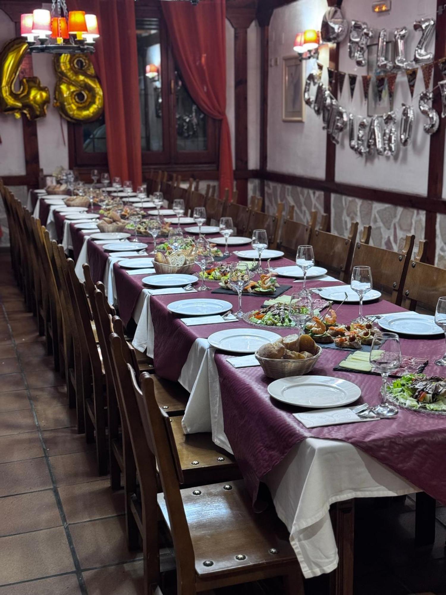 Hotel Restaurante Rio Cuervo Vega del Cadorno Eksteriør bilde